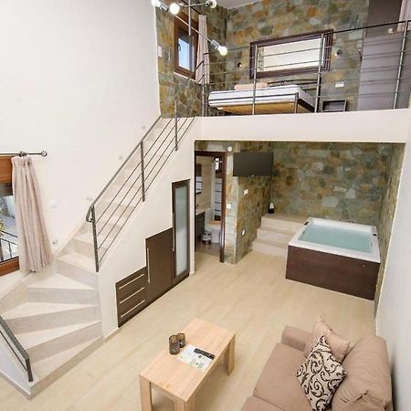 פפקוהורי Stone Suites מראה חיצוני תמונה