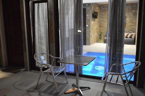 פפקוהורי Stone Suites מראה חיצוני תמונה