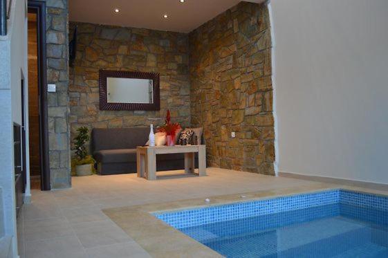 פפקוהורי Stone Suites מראה חיצוני תמונה