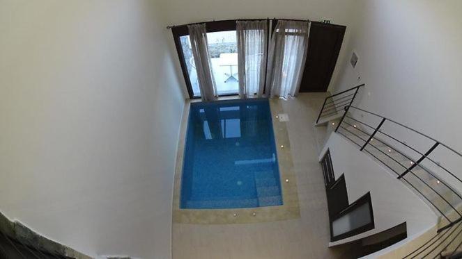 פפקוהורי Stone Suites מראה חיצוני תמונה