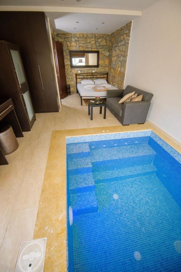 פפקוהורי Stone Suites מראה חיצוני תמונה